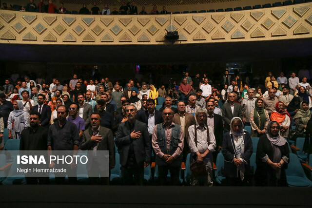 عکس تزیینی است فرصت بدهند، مردم استقبال میکنند