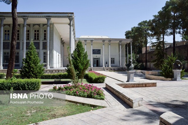 فرشچیان از سکوت بوم تا ندای نامآوری/ روایت هنرجویان دیروز و امروز هنرستان هنرهای زیبا از جاودانگی فرشچیان