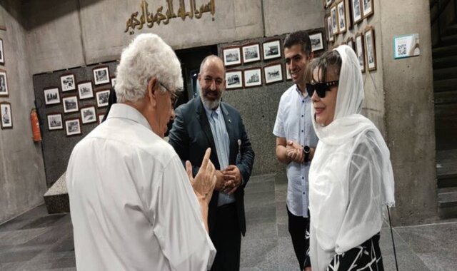 کدام عکس ایرانی سفیر بولیوی را تحت تاثیر قرار داد؟