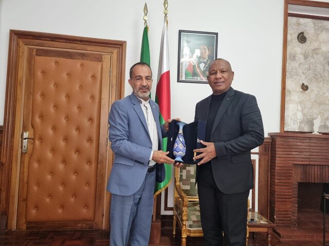 تاکید ایران و ماداگاسکار بر ایجاد کمیسیون مشترک همکاری میان دو کشور