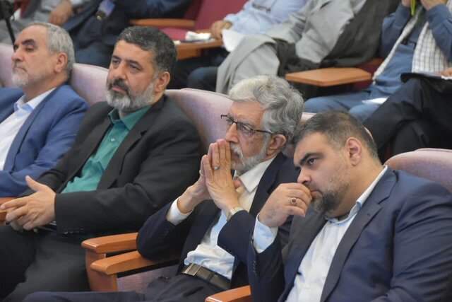 مجلس دوازدهم باید انقلابیتر باشد