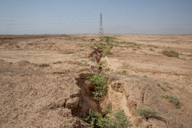 فرونشست زمین در طاهرآباد کاشان