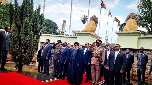 زیارت مدینهالنبی در سفر آفریقا!