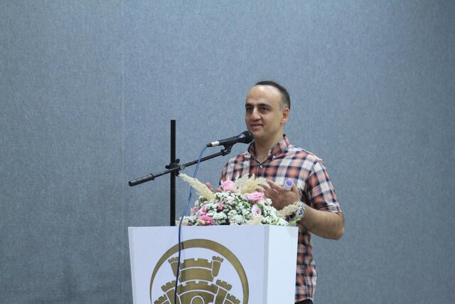 نخستین جشنواره استانی تئاتر خیابانی شهرستان محلات به کار خود پایان داد