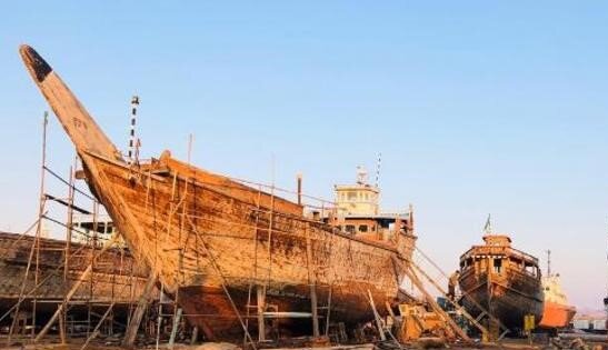 خطر بیخ گوش لنجسازی ایران