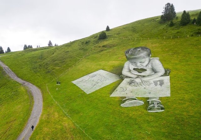 وقتی کوه بوم نقاشی میشود