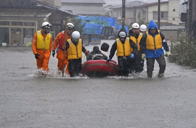 بارندگی و طغیان رودخانه‌ها، شهرهای شمال‌شرق ژاپن را زیر آب برد