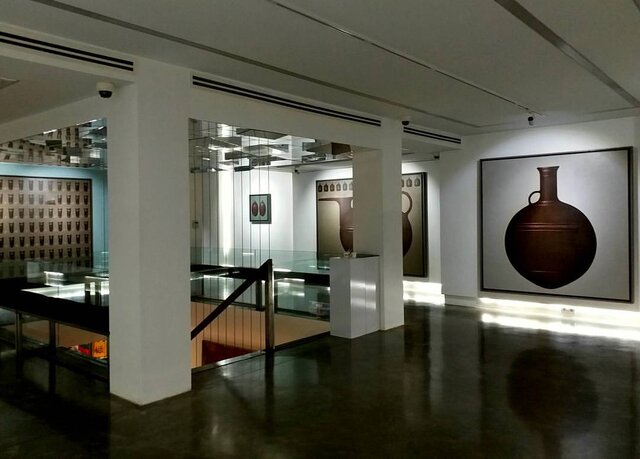 عکس خبر از از نمایشگاه «زهردانها و جام و حوری» برداشت آزاد از مجموعه مجهول هنری