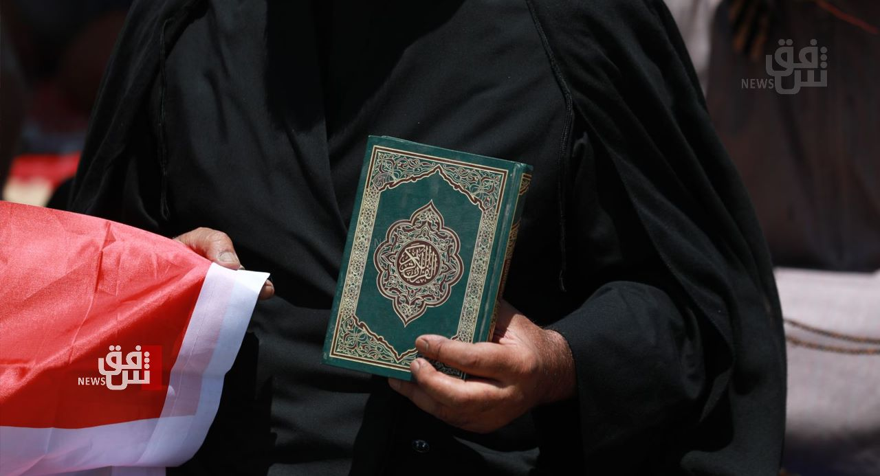 تظاهرات حامیان جریان صدر عراق در محکومیت اهانت به قرآن/ کارکنان سفارت سوئد به کشورشان بازگشتند