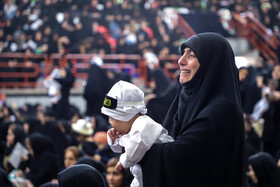 مراسم شیر خوا رگان حسینی در سالن شهید بهشتی استادیوم آزادی کرمانشاه