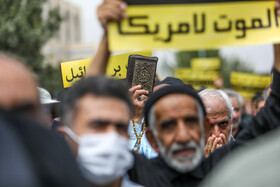 راهپیمایی نمازگزاران اهوازی در اعتراض به هتک حرمت قرآن