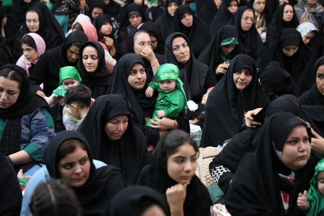 همایش شیرخوارگان حسینی (ع) در ارومیه برگزار شد