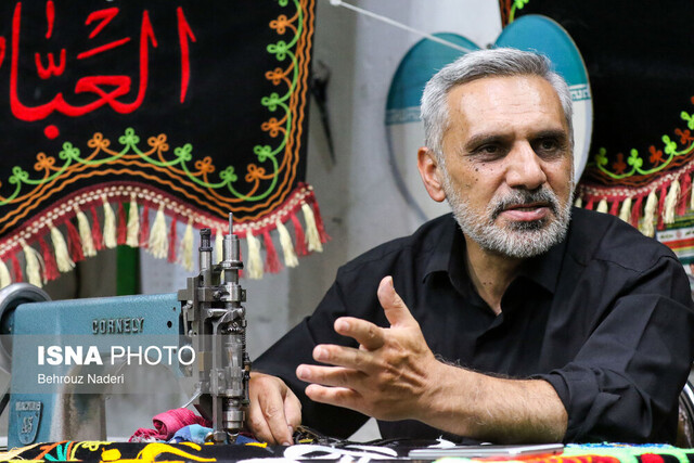 پرچم، مثل طلاست/ برکت اباعبدالله و اهلبیت (ع) در پرچمدوزی است