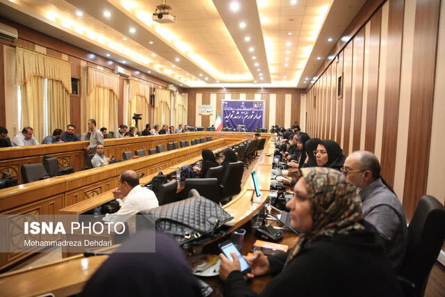 احتمال بهرهبرداری از ۶ قطعه آزادراه شیراز-اصفهان/گلایه از متولیان ملی استانی ورزش