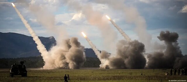 آمریکا و استرالیا مانور حملات موشکی دوربرد برگزار کردند آمریکا و استرالیا مانور حملات موشکی دوربرد برگزار کردند