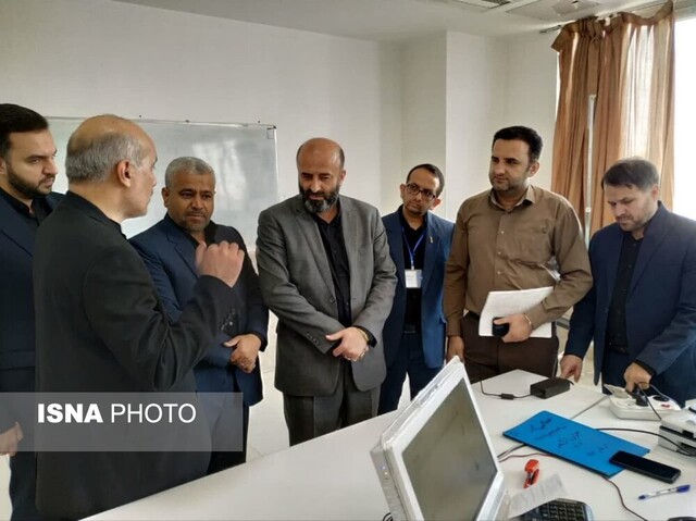 معلم تراز انقلاب افتخار کشور است