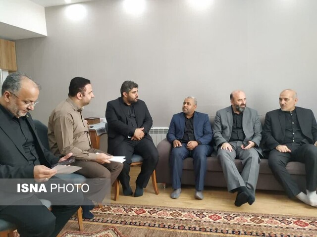 معلم تراز انقلاب افتخار کشور است