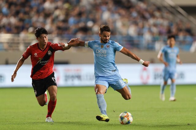 یک مقایسه عملگرایانه میان فوتبال ایران با کره و ژاپن