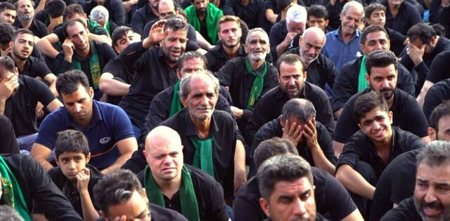 اینجا از نخلها گلاب میگیرند!