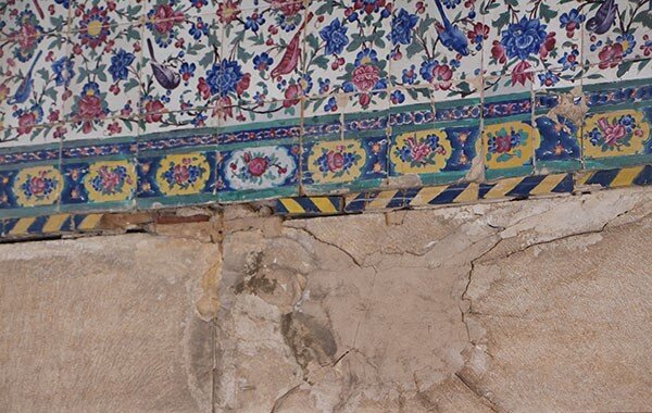 تخریب کاشیهای مسجد وکیل شیراز 5 | نقش نیوز تخریب کاشیهای مسجد وکیل شیراز + عکس