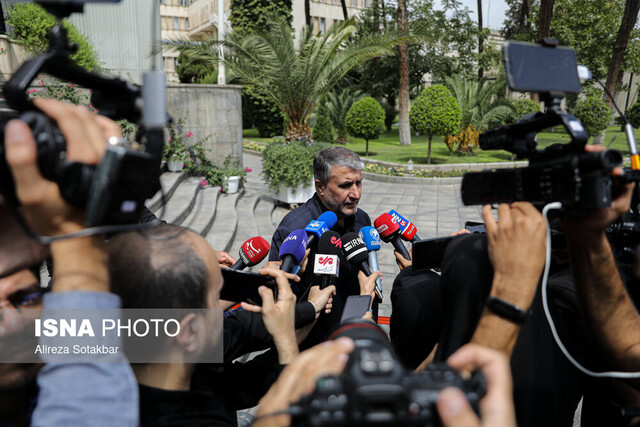 اعضای کابینه سیزدهم در حاشیه جلسه دولت چه گفتند؟ اعضای کابینه سیزدهم در حاشیه جلسه دولت چه گفتند؟