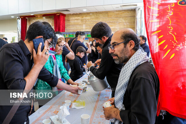قطار ویژه تهران به یومالعباس زنجان رسید