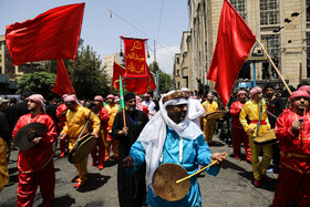 عزاداری عاشورا در چهارراه گلوبندک - تهران