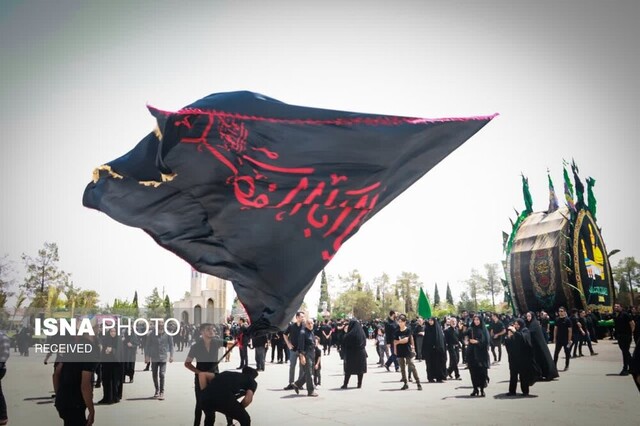 شور عزاداران عاشورای حسینی در مهریز