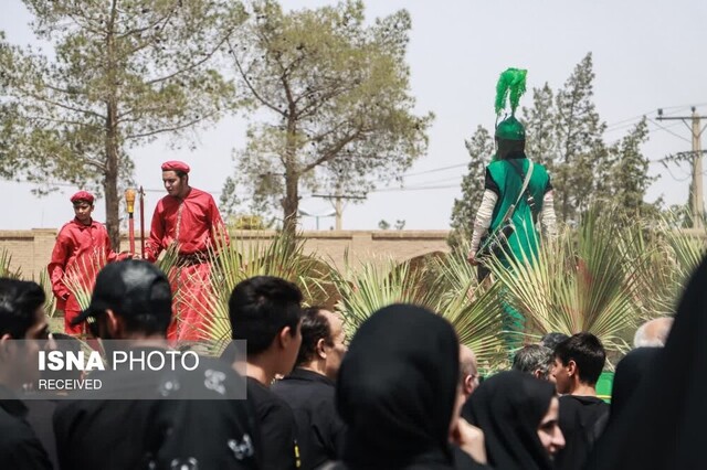 شور عزاداران عاشورای حسینی در مهریز