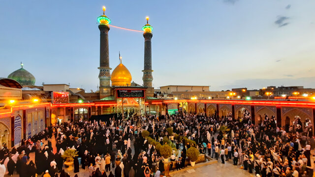 برگزاری ویژه برنامههای سوگواری ایام محرم در بارگاه ملکوتی حضرت عبدالعظیم(ع) برگزاری ویژه برنامههای سوگواری ایام محرم در بارگاه ملکوتی حضرت عبدالعظیم(ع)
