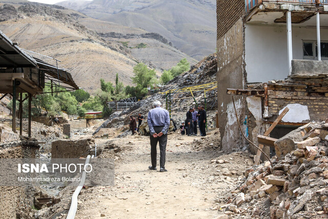 امامزاده داوود(ع)، یک سال پس از سیل