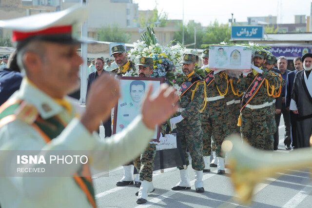 تشییع پیکر مطهر شهید مدافع امنیت «علی شوقی» در چهارمحال و بختیاری