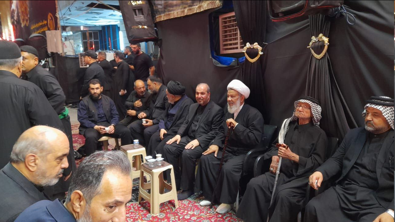 حضور سفیر ایران در مراسم عزاداری عاشورای حسینی در نجف اشرف