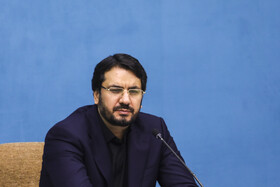 مهرداد بذرپاش، وزیر راه و شهرسازی در
جلسه شورای عالی مسکن