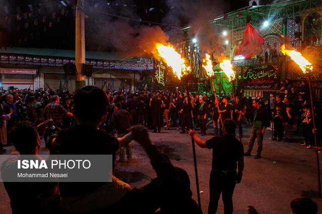 «دسته چوبی» آئین سنتی گرگانیها در سومین شب شهادت امام حسین(ع)