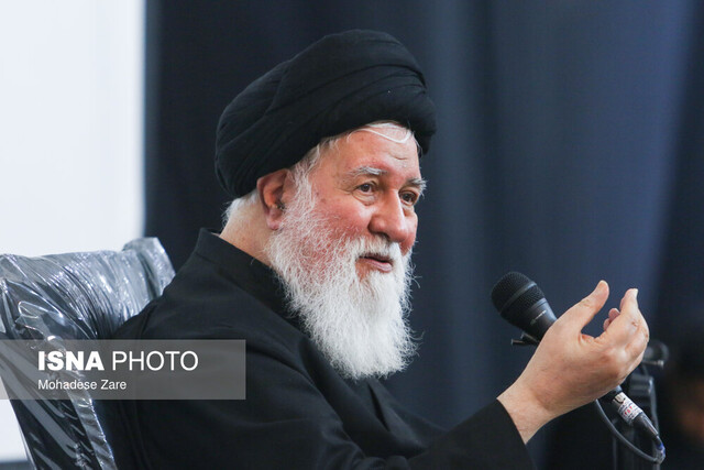 عکس از آرشیو حجتالاسلام و المسلمین راشد یزدی، خطیبی که با اخلاص انقلاب را یاری کرد