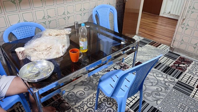 بازدید سر زده از خوابگاه آزادی/ گلایه از صدای پیست اتومبیلرانی و کیفیت غذا + عکس