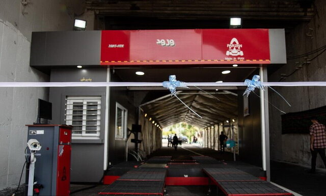 عکس آرشیوی است آغاز بهره برداری و بکارگیری از خطوط سیار معاینه فنی منطقه ۳