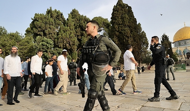 تعرض دهها شهرکنشین صهیونیست به مسجدالاقصی و «مقبره یوسف»