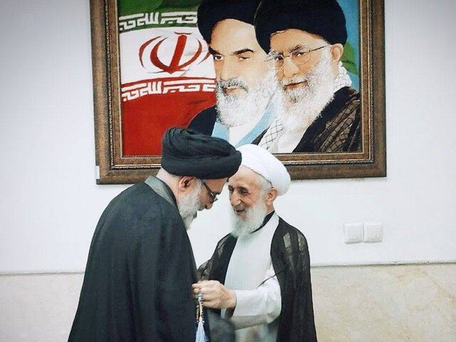 رسانهها یکی از بازوهای مهم مراسم انقلاب بوده و هستند