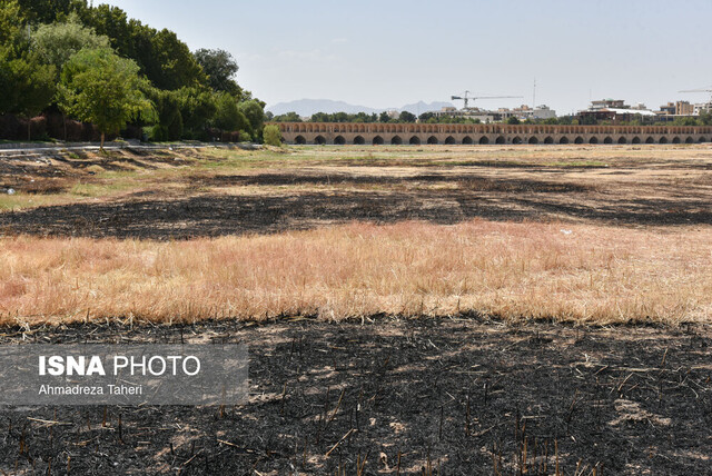 ماندگاری پلهای تاریخی اصفهان در گرو حیات زایندهرود است