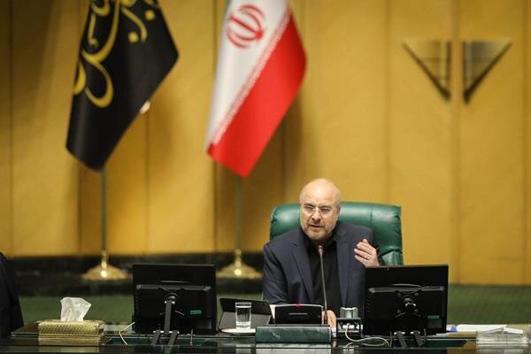 قالیباف درگذشت والده نماینده کرج را تسلیت گفت قالیباف درگذشت والده نماینده کرج را تسلیت گفت