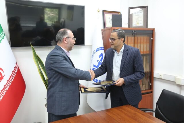 امضای تفاهمنامه همکاری بین جهاددانشگاهی آذربایجانشرقی و جهاددانشگاهی علامه طباطبایی