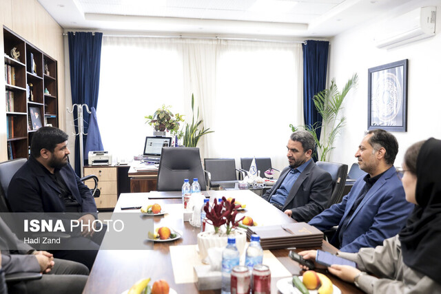 بازدید رئیس سازمان مدارس غیردولتی از ایسنا