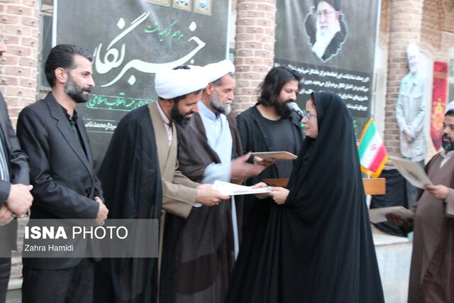 نشست هم اندیشی فعالان رسانهای جبهه انقلاب اسلامی ـ بیرجند