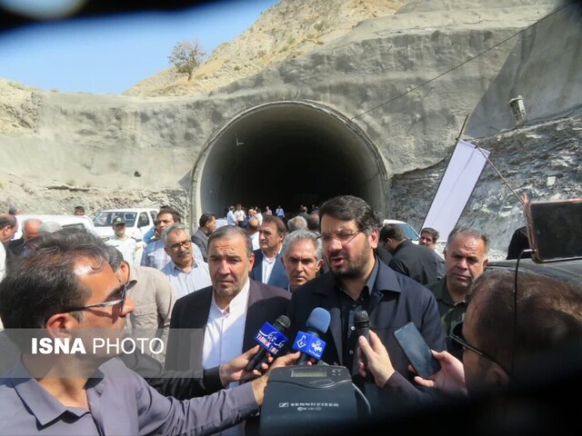 تونل دوم راه کربلا در بزرگراه ایلام-مهران افتتاح شد