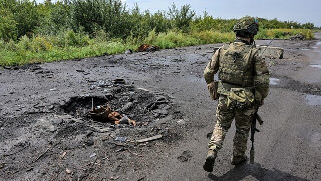 همزمان با عملیات روسیه، اوکراین دستور تخلیه شهر مهم در خارکوف را صادر کرد همزمان با عملیات روسیه، اوکراین دستور تخلیه شهر مهم در خارکوف را صادر کرد