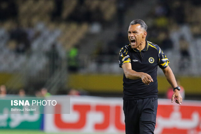 مورایس: کنترل بازیکنانم کار سادهای نیست! مورایس: کنترل بازیکنانم کار سادهای نیست!