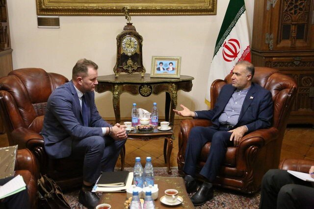 دیدار سفیر ایران با معاون وزیر حمل و نقل روسیه تاکید ایران بر سرعتبخشی در روند مشارکت روسیه در ساخت راه آهن رشت ـ آستارا