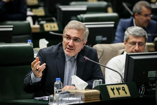 خلاصه مهمترین اخبار مجلس در ۲۲ مرداد؛ مخالفت با فوریت بودجهای/مصوبهای برای کارگران ساختمانی